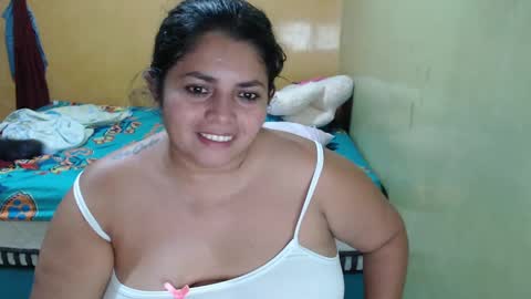 Snapshot of minnie_bbw69 chatting on October 2025 11:45:02 PM Andrea online show from October 2025 11:45:02 PM