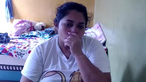 Andrea online show from December 2025 07:32:01 PM