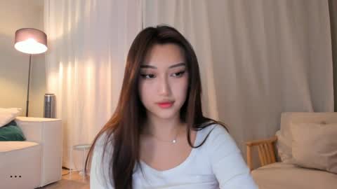 minnie_jin online show from November 2025 01:33:01 PM