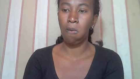 minouch211907 online show from September 2025 07:41:01 AM