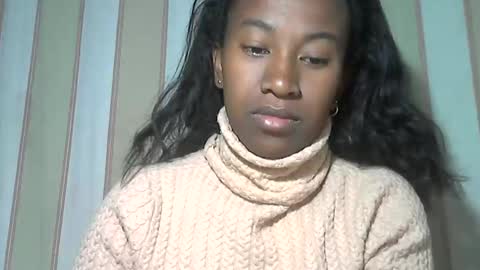 minouch211907 online show from September 2025 10:32:01 PM