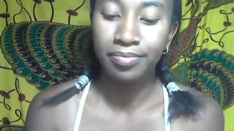 minouch211907 online show from October 2025 05:35:01 PM