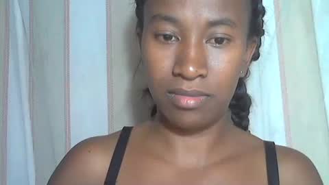 minouch211907 online show from October 2025 06:30:01 PM