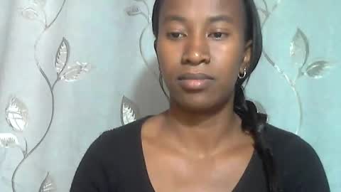 Snapshot of minouch211907 chatting on March 2026 05:22:02 AM minouch211907 online show from March 2026 05:22:02 AM