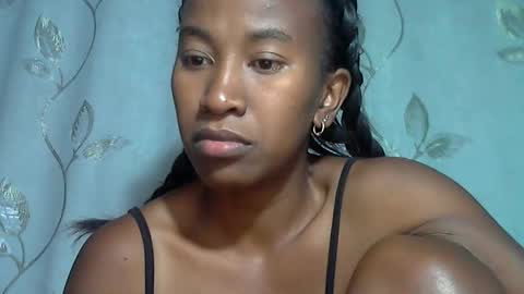 Snapshot of minouch211907 chatting on March 2026 06:46:02 PM minouch211907 online show from March 2026 06:46:02 PM