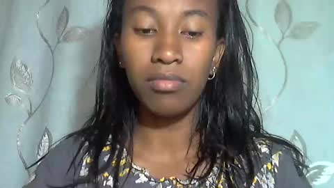 Snapshot of minouch211907 chatting on April 2026 04:46:01 AM minouch211907 online show from April 2026 04:46:01 AM