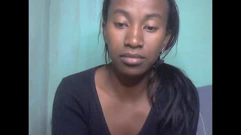 Snapshot of minouch211907 chatting on May 2026 03:24:02 AM minouch211907 online show from May 2026 03:24:02 AM
