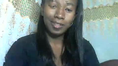 Snapshot of minouch211907 chatting on June 2026 02:01:01 AM minouch211907 online show from June 2026 02:01:01 AM