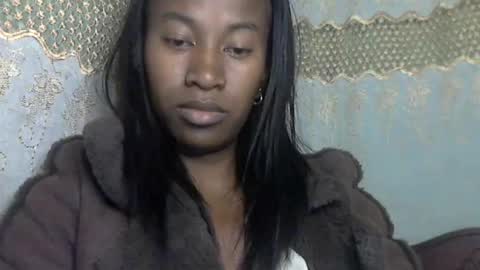 Snapshot of minouch211907 chatting on July 2026 03:01:01 AM minouch211907 online show from July 2026 03:01:01 AM