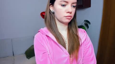 Linda online show from February 2026 07:04:01 AM