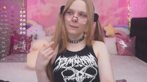 Vikki online show from February 2025 06:24:02 AM