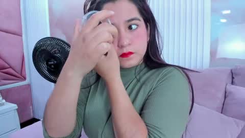 Snapshot of mirabella_miller chatting on May 2026 12:26:02 PM mirabella_miller online show from May 2026 12:26:02 PM