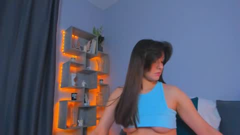 Snapshot of mirabrunette chatting on May 2026 03:03:02 AM Mira follow my fansly online show from May 2026 03:03:02 AM
