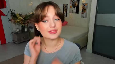 Emma online show from March 2025 04:07:02 PM