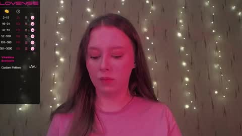 Kira online show from January 2025 08:52:02 PM