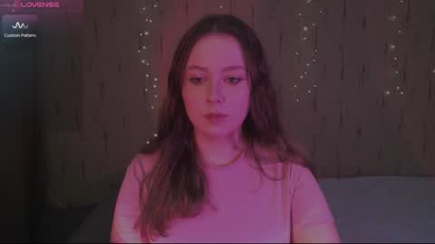 Kira online show from February 2025 08:57:01 PM