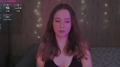 Kira online show from February 2025 02:31:01 AM