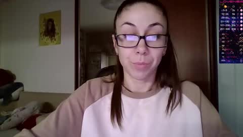 Snapshot of miranda_wish chatting on December 2024 12:03:01 PM MIRANDA online show from December 2024 12:03:01 PM
