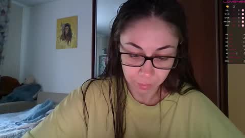 Snapshot of miranda_wish chatting on September 2025 01:49:01 AM MIRANDA online show from September 2025 01:49:01 AM