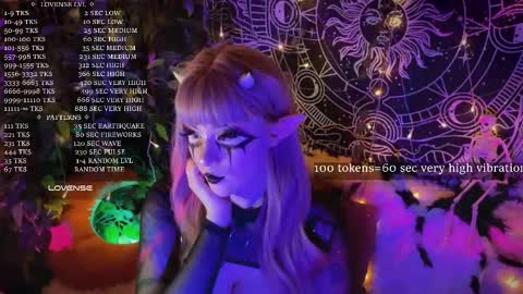 mirareed online show from September 2025 02:23:01 AM