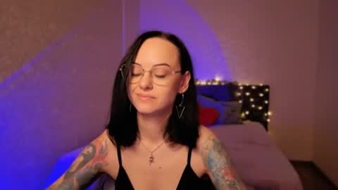 MiraSkyy online show from June 2026 03:01:02 PM