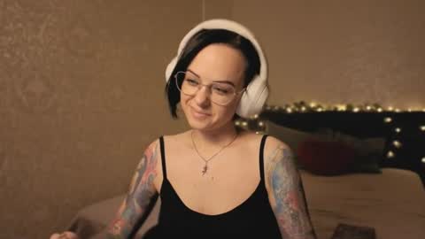 Snapshot of miraskyy chatting on August 2026 06:10:02 PM MiraSkyy online show from August 2026 06:10:02 PM