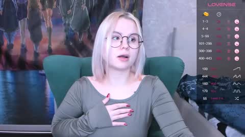 Kira online show from February 2025 09:50:02 PM