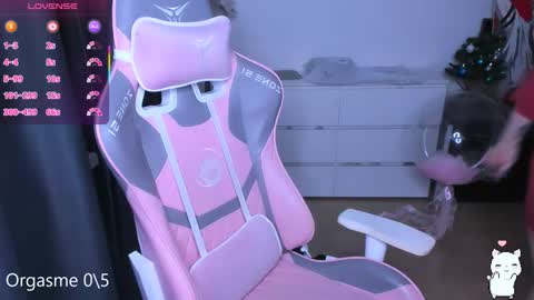 Kira online show from February 2026 11:23:01 PM