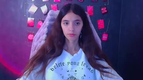 Snapshot of miri_miss chatting on October 2025 01:02:02 PM Miri online show from October 2025 01:02:02 PM