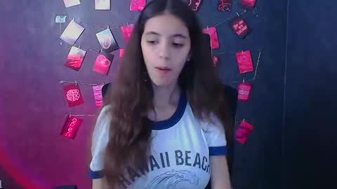 Snapshot of miri_miss chatting on November 2025 12:40:01 PM Miri online show from November 2025 12:40:01 PM