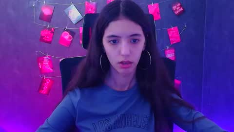 Snapshot of miri_miss chatting on April 2026 11:32:01 AM Miri online show from April 2026 11:32:01 AM