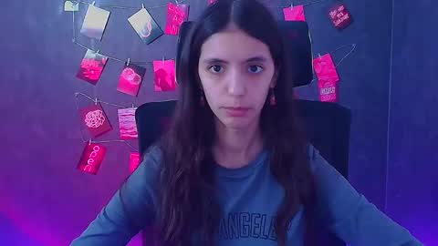 Snapshot of miri_miss chatting on April 2026 12:40:02 PM Miri online show from April 2026 12:40:02 PM