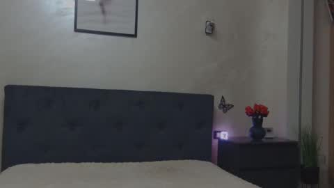 Snapshot of miriam04 chatting on January 2026 10:36:01 PM miriam04 online show from January 2026 10:36:01 PM