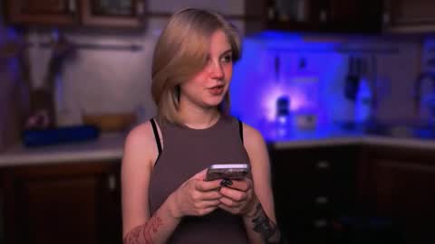 Mira online show from November 2025 01:03:02 AM