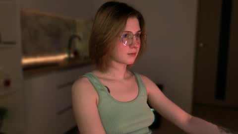 Mira online show from April 2026 10:51:01 PM