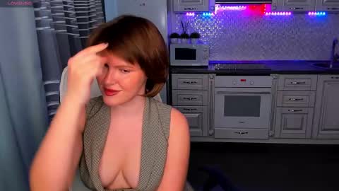 Shelley online show from February 2025 05:05:02 AM