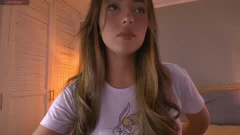 Eliza online show from November 2025 05:28:02 AM