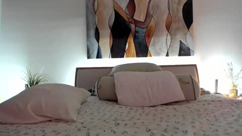 Eva online show from March 2025 08:31:02 PM