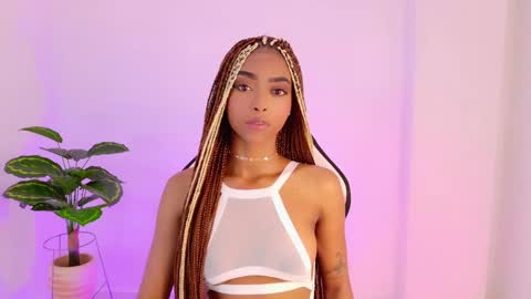 Andrea Thanks guys for the support online show from November 2025 04:36:01 AM