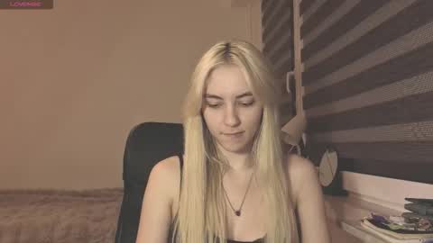 Misa online show from November 2025 02:52:02 PM