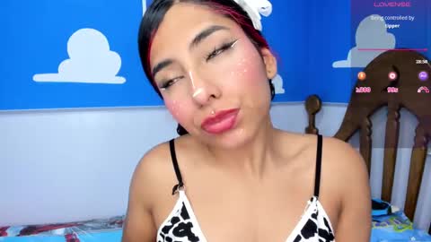 Snapshot of miss___allison chatting on February 2025 02:13:02 PM Allison online show from February 2025 02:13:02 PM