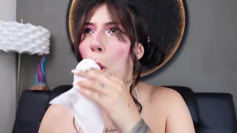 Charlotte online show from April 2026 06:24:02 PM