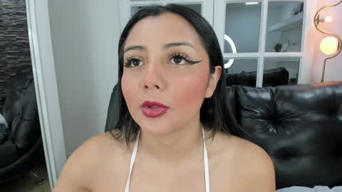Snapshot of miss__anastasia chatting on January 2025 11:05:02 AM Anastisia online show from January 2025 11:05:02 AM
