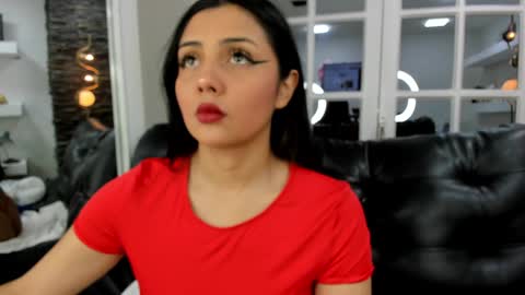 Snapshot of miss__anastasia chatting on February 2025 11:01:02 AM Anastisia online show from February 2025 11:01:02 AM