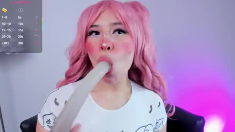 Daphne online show from October 2025 06:28:02 PM