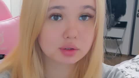 miss__selena online show from February 2025 12:20:02 AM