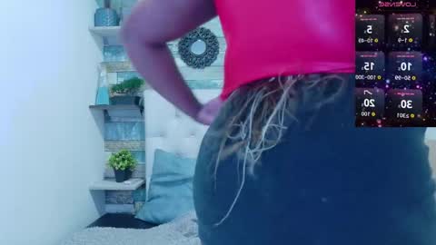 miss__star_ online show from April 2026 01:11:01 PM