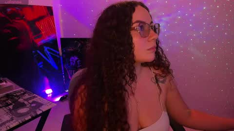 Snapshot of miss_alisse chatting on May 2026 03:02:02 AM miss_alisse online show from May 2026 03:02:02 AM