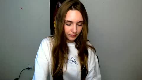 Snapshot of miss_angelina_ chatting on June 2026 05:41:01 AM Angelina online show from June 2026 05:41:01 AM
