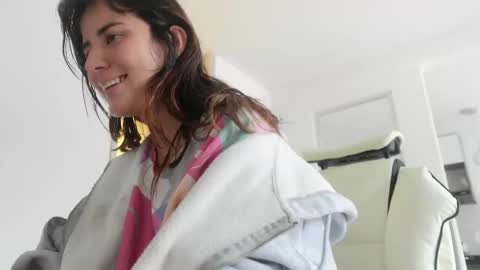 Snapshot of miss_ann_1 chatting on May 2026 09:56:02 PM miss_ann_1 online show from May 2026 09:56:02 PM